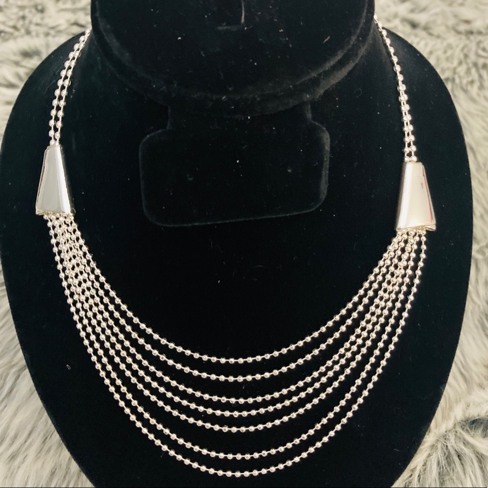 Silver multi layered necklace - Picture 3 of 7